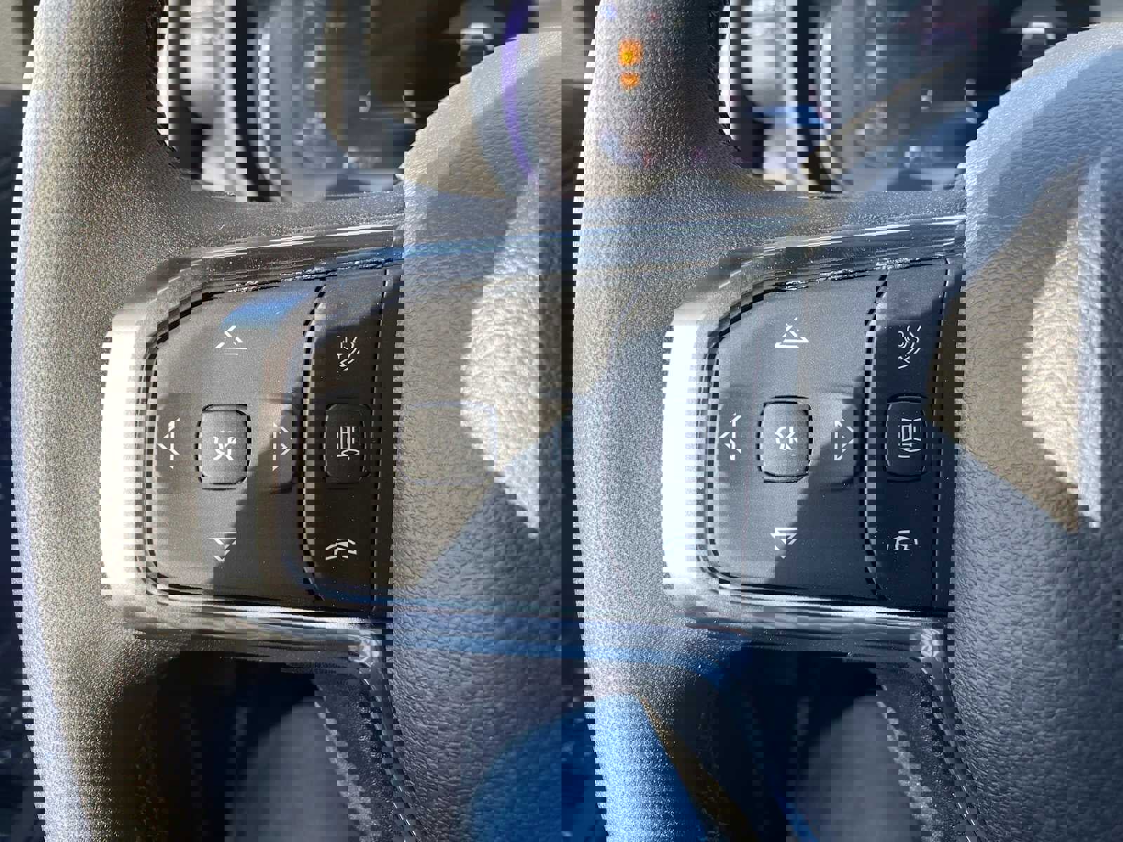 New 2025 RAM 2500 Laramie image 32