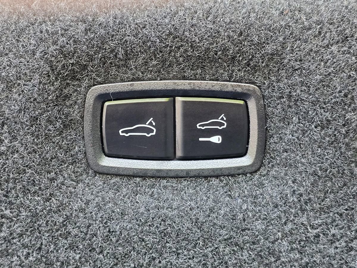 Used 2023 Audi e-tron GT Premium Plus AWD/4WD image 65
