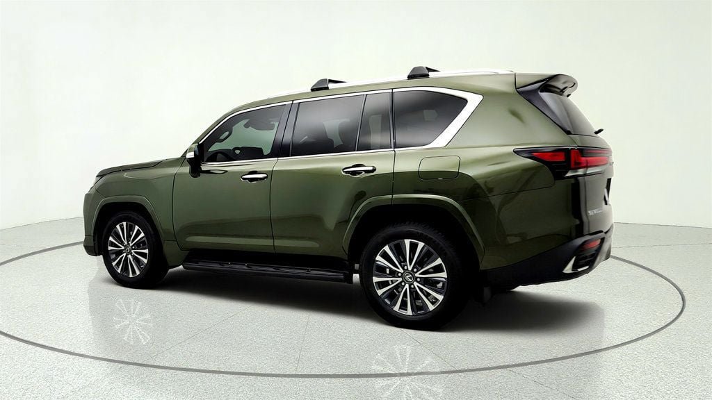 Used 2023 Lexus LX 600 4WD w/ Interior Upgrade Package image 7