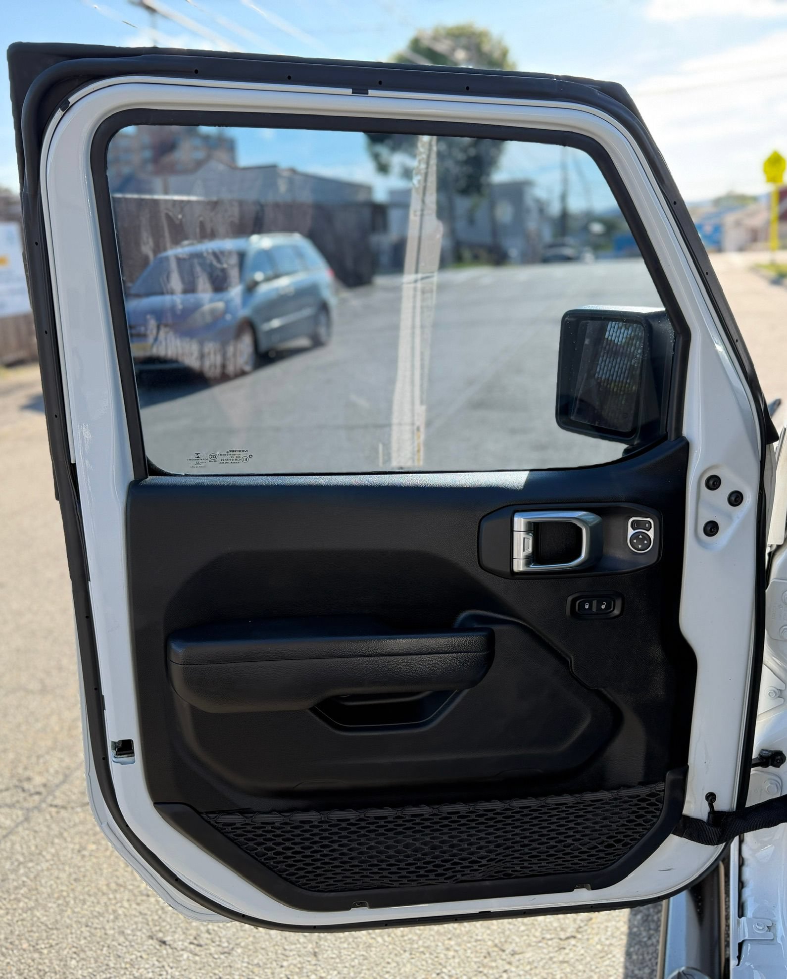 Used 2022 Jeep Gladiator Sport AWD/4WD image 11