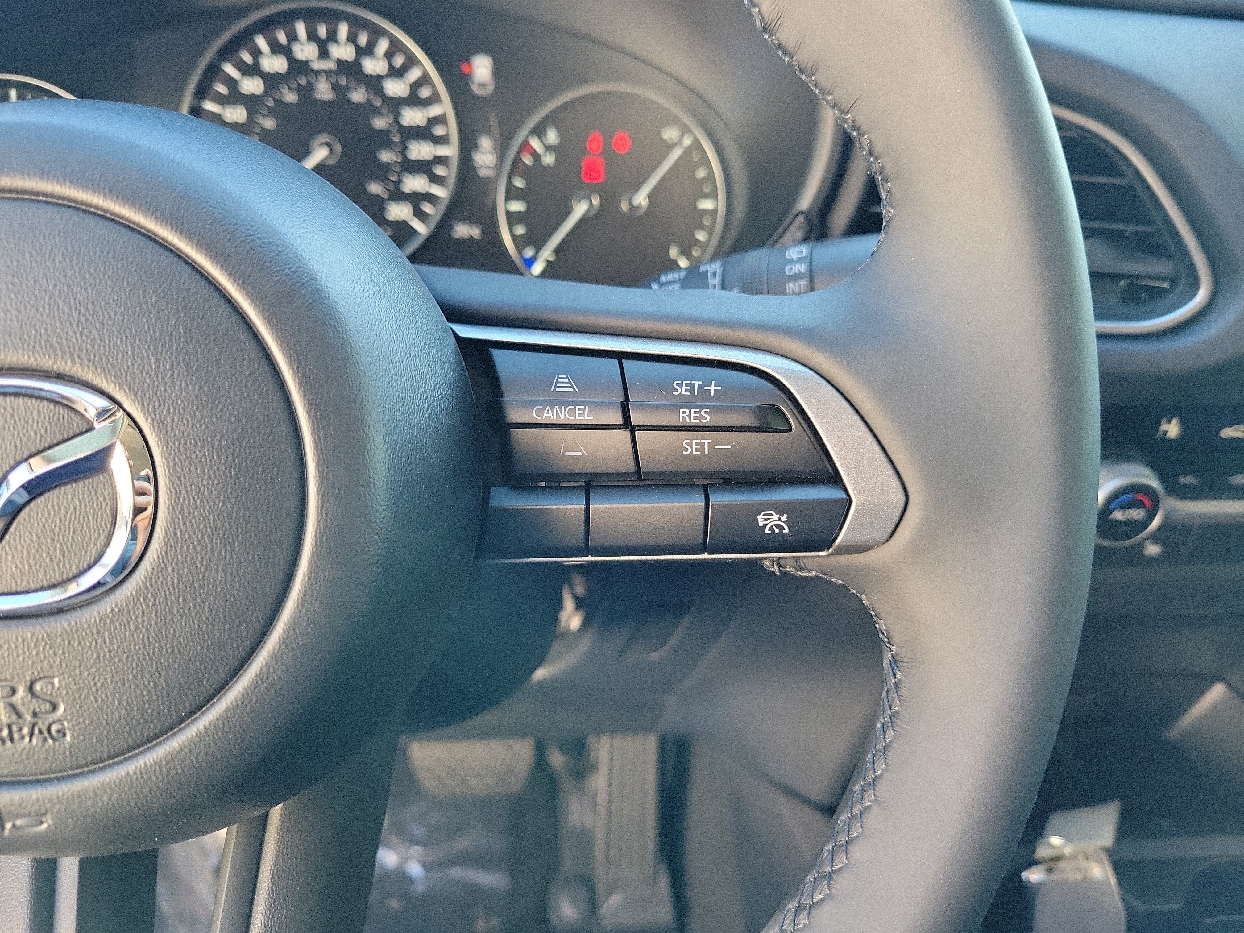 New 2026 MAZDA CX-30 AWD 2.5 S w/ Select Sport Pkg image 24