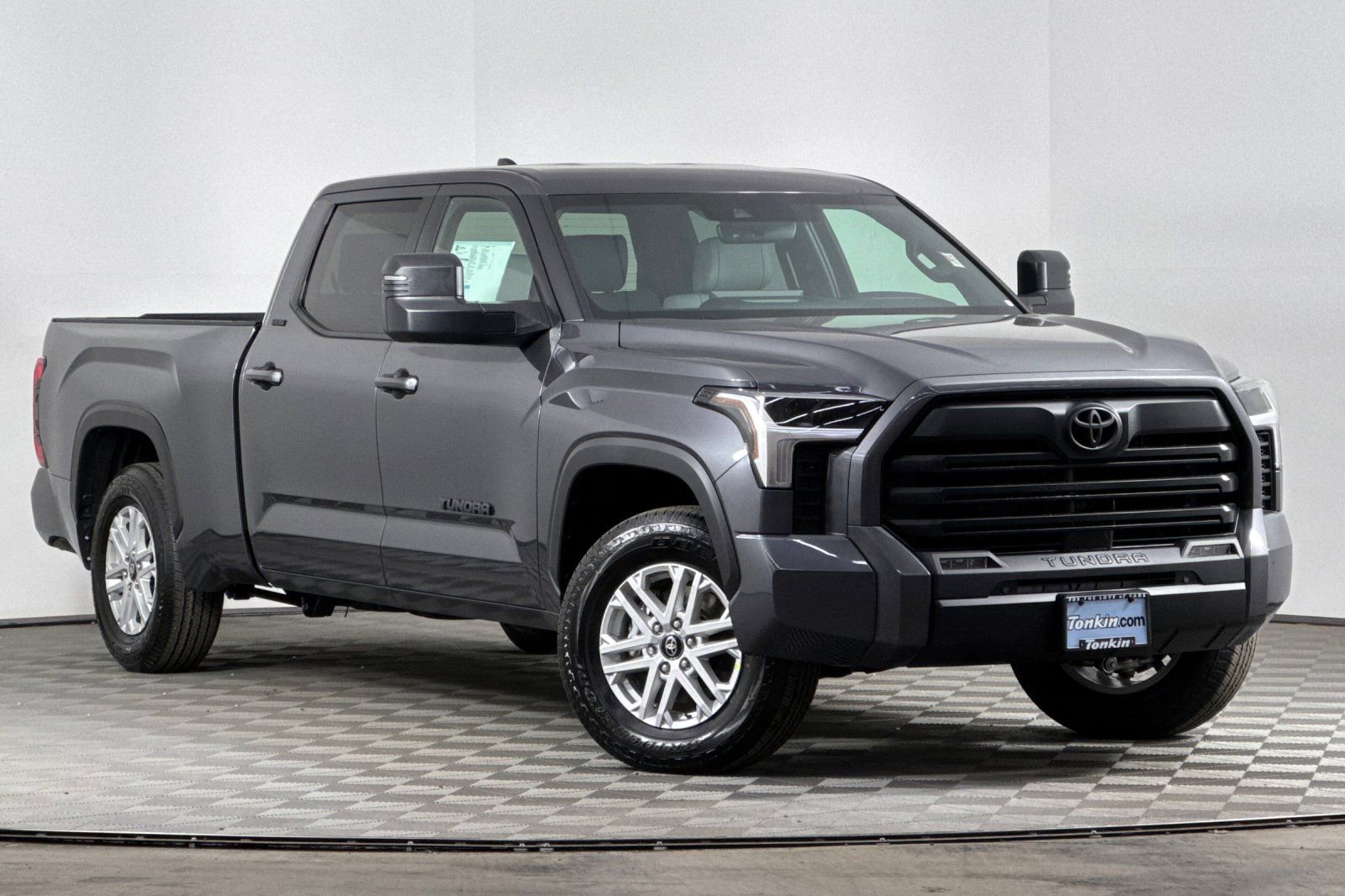 New 2025 Toyota Tundra SR5 image 2