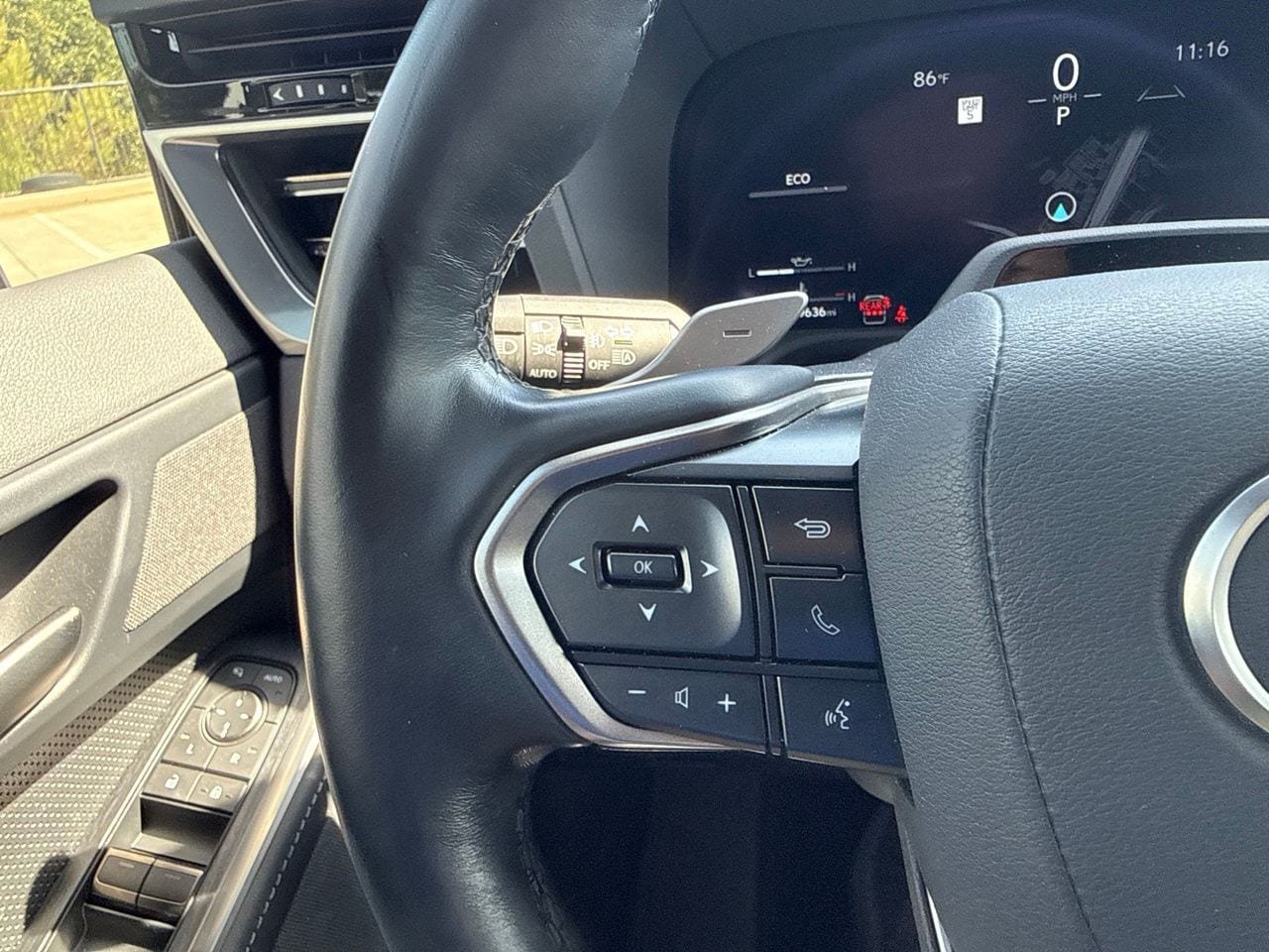 Used 2024 Lexus GX 550 AWD/4WD image 23