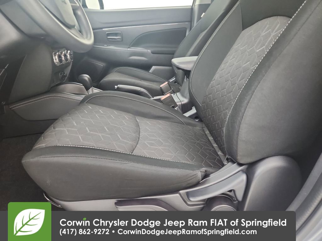 Used 2024 Mitsubishi Outlander Sport SE image 19