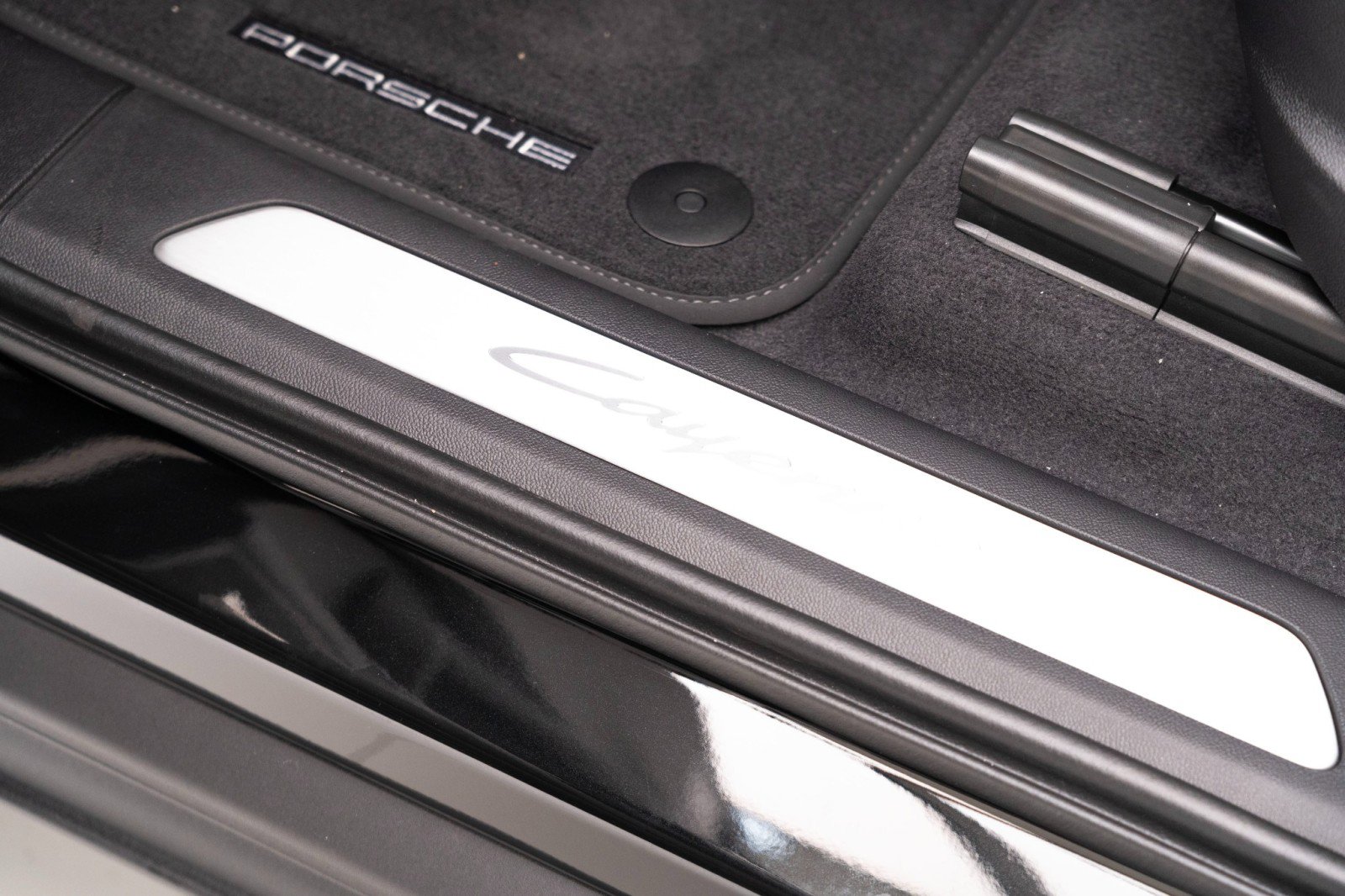New 2026 Porsche Cayenne E-Hybrid Coupe image 14