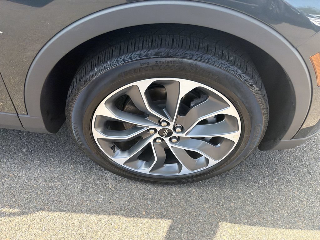 Certified 2023 Lincoln Nautilus Reserve AWD/4WD image 34