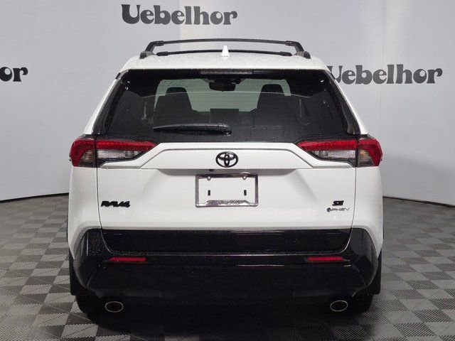 New 2025 Toyota RAV4 SE image 6