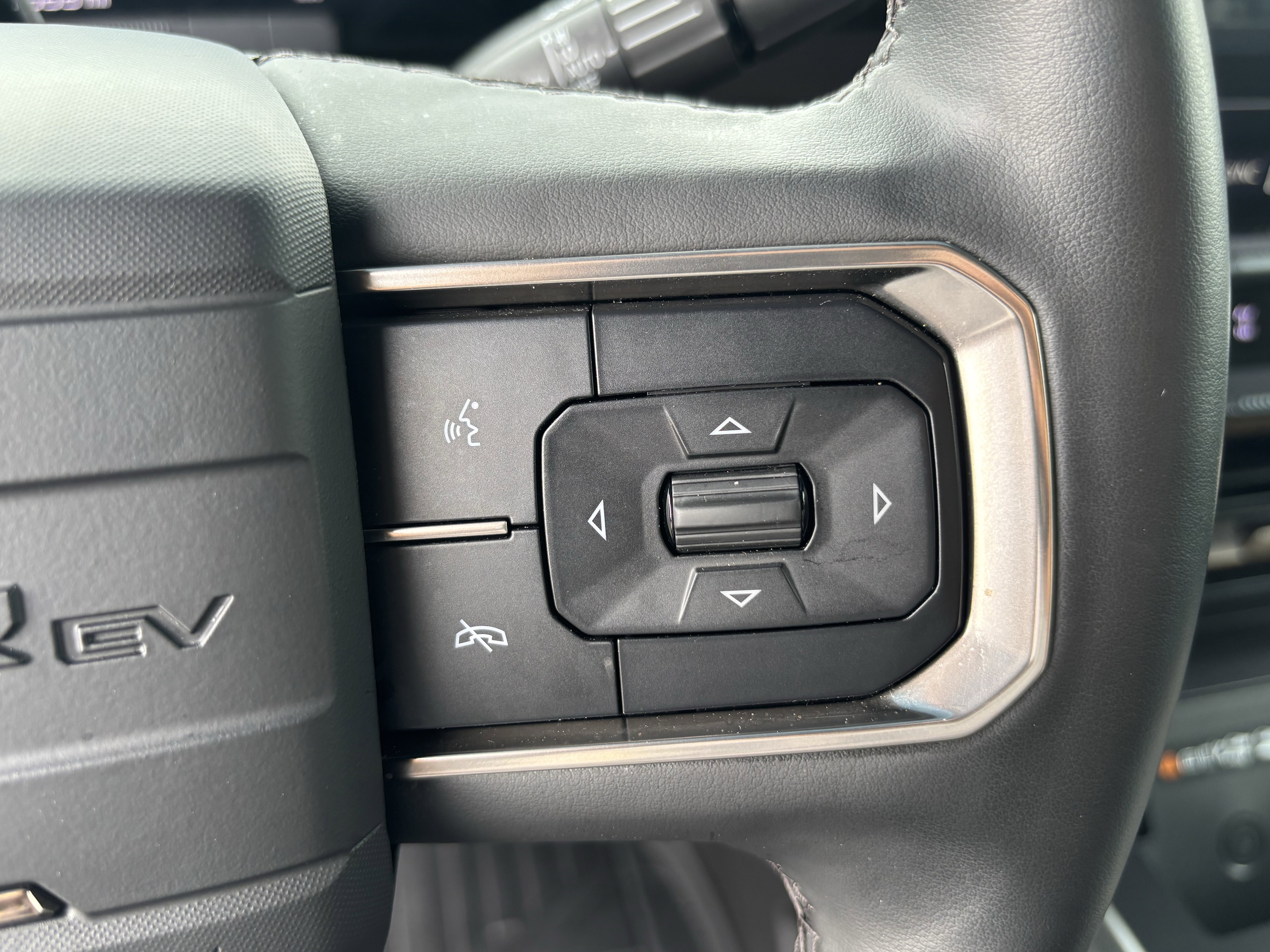 Used 2025 GMC Hummer EV 3X w/ Extreme Off-Road Package AWD/4WD image 22