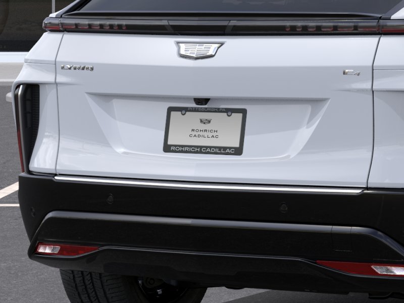 New 2027 Cadillac Lyriq Luxury AWD/4WD image 14