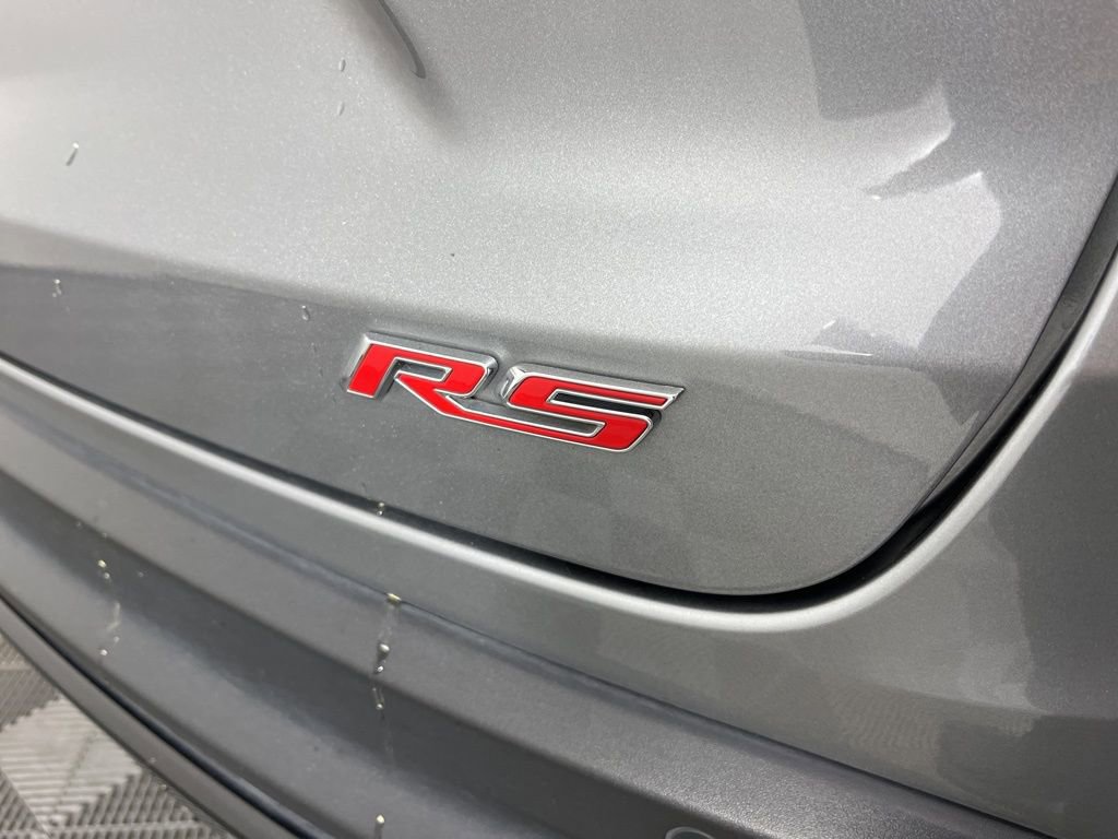 Used 2025 Chevrolet Trax RS w/ Sunroof Package FWD image 3