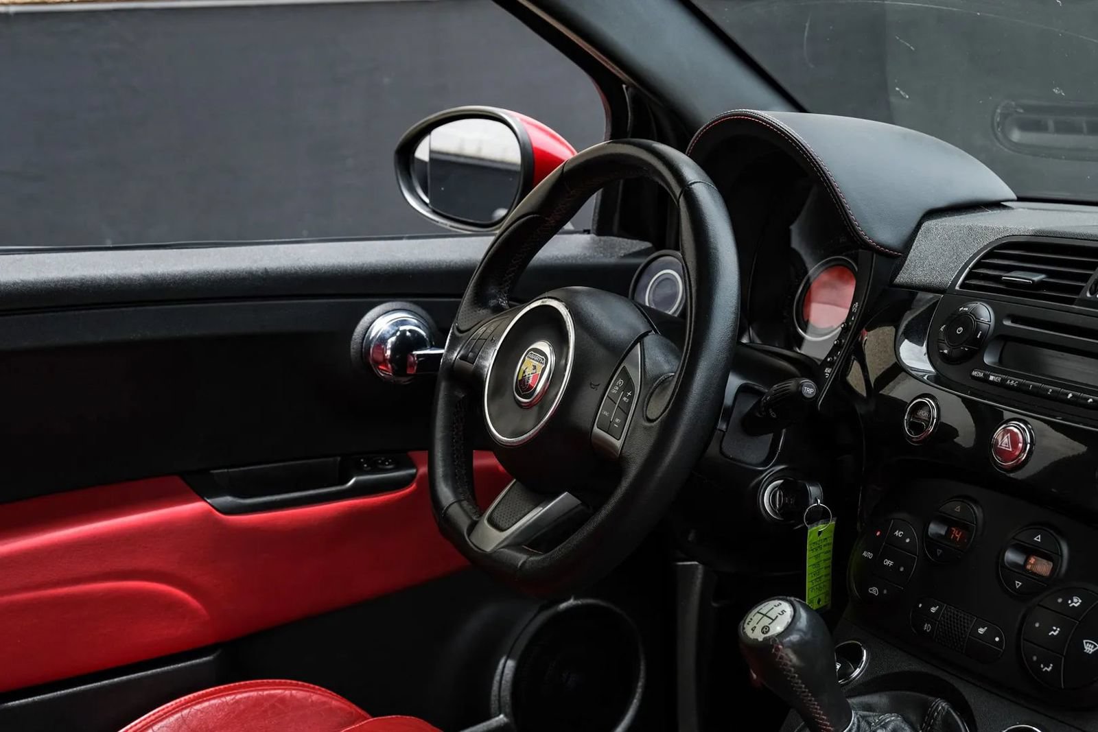 Used 2013 FIAT 500 Abarth w/ Comfort/Convenience Group FWD image 19