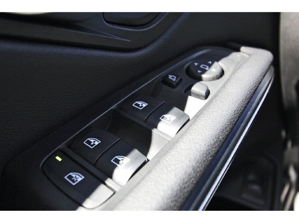 Used 2025 BMW 330i Sedan RWD image 20