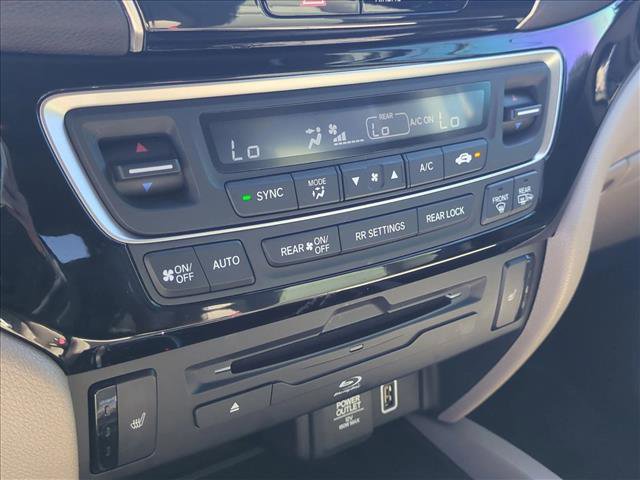 Used 2022 Honda Pilot Touring image 15