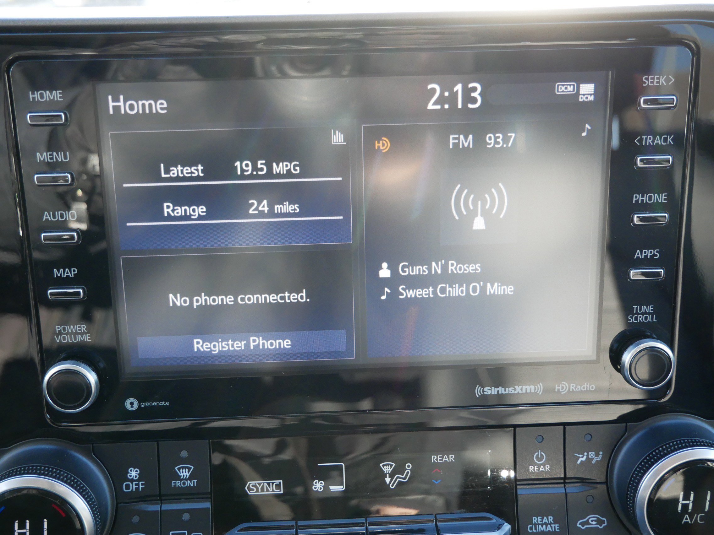 Used 2022 Toyota Highlander XLE image 30