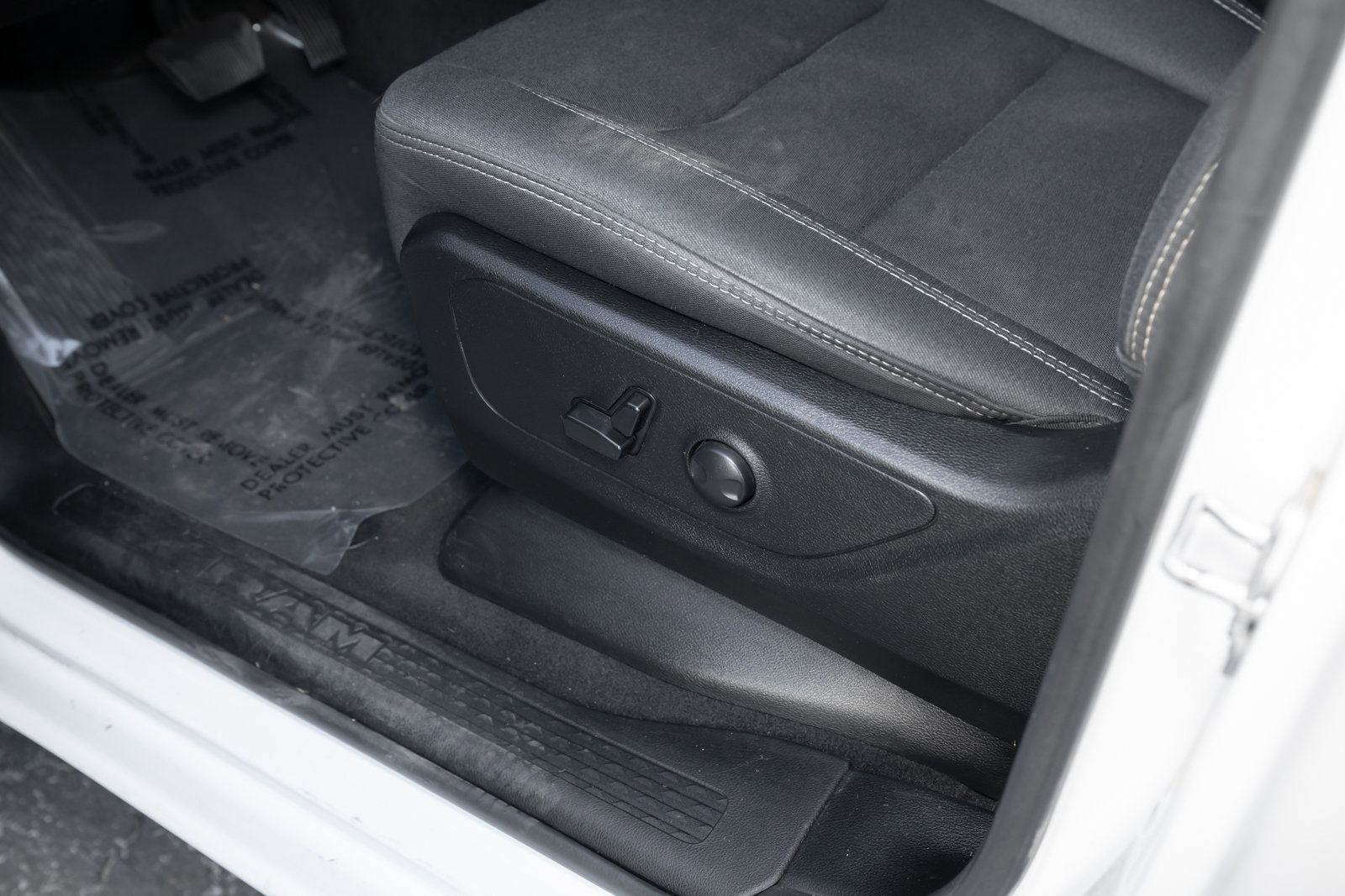 Used 2025 RAM 1500 Big Horn image 22