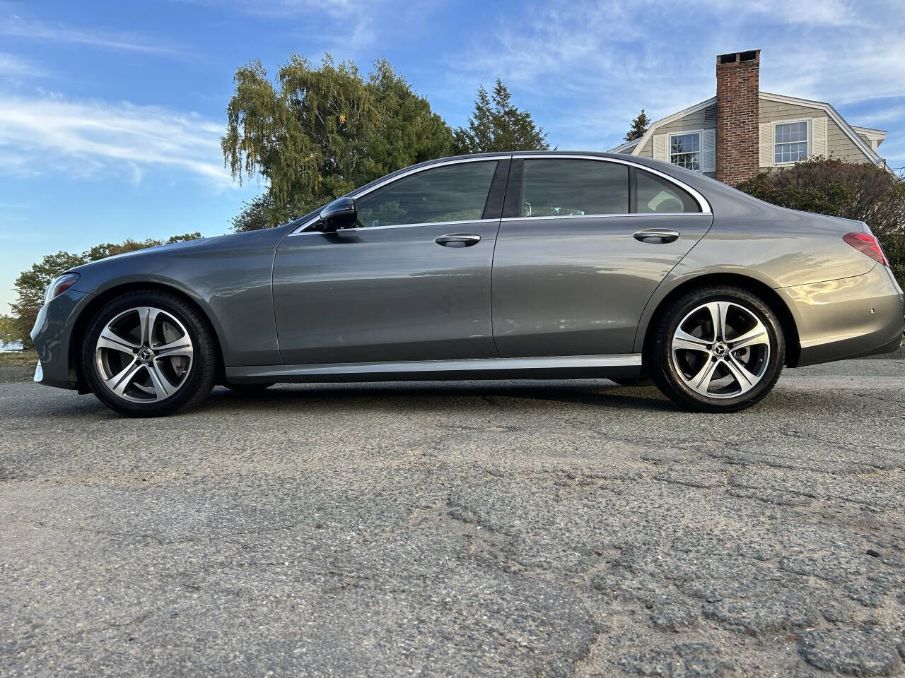 Used 2020 Mercedes-Benz E 350 4MATIC Sedan w/ Parking Assistance Package image 5