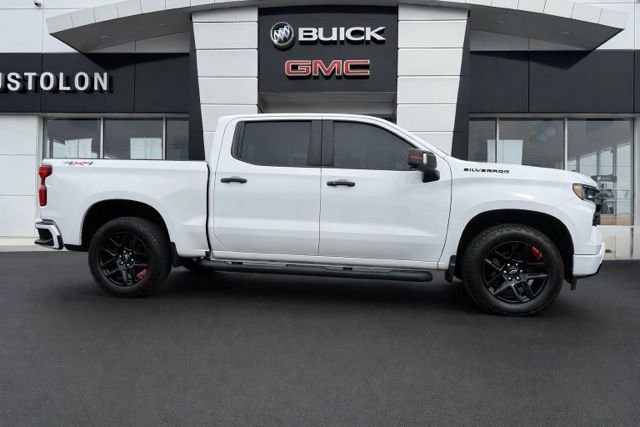 Used 2022 Chevrolet Silverado 1500 RST w/ Redline Edition image 1