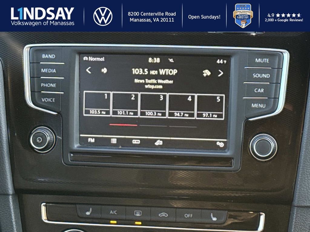 Used 2017 Volkswagen GTI SE image 13