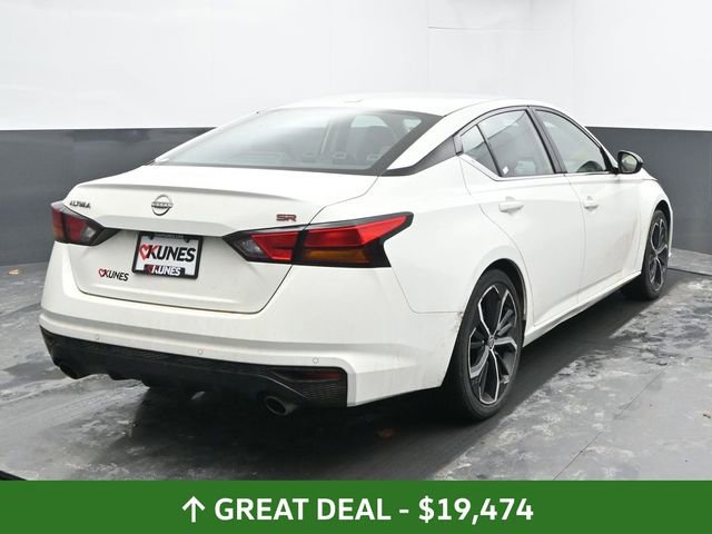 Used 2024 Nissan Altima 2.5 SR image 10