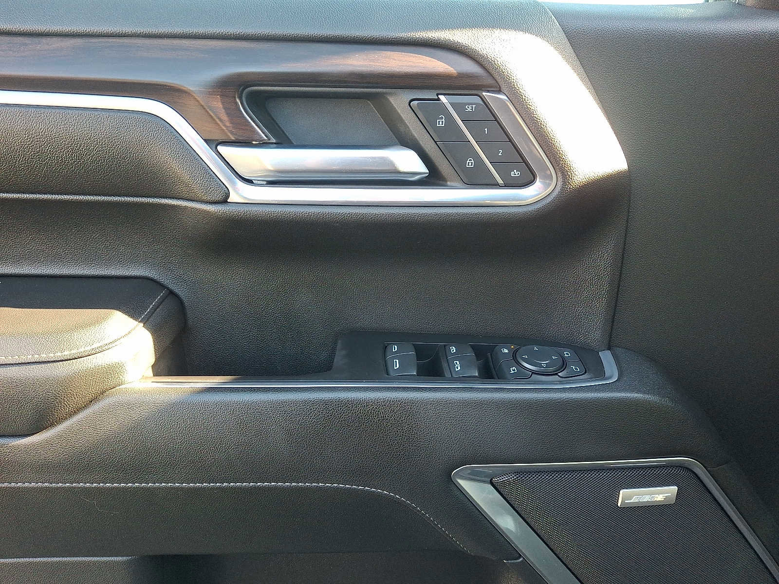 Certified 2023 GMC Sierra 1500 SLT w/ SLT Convenience Package image 12