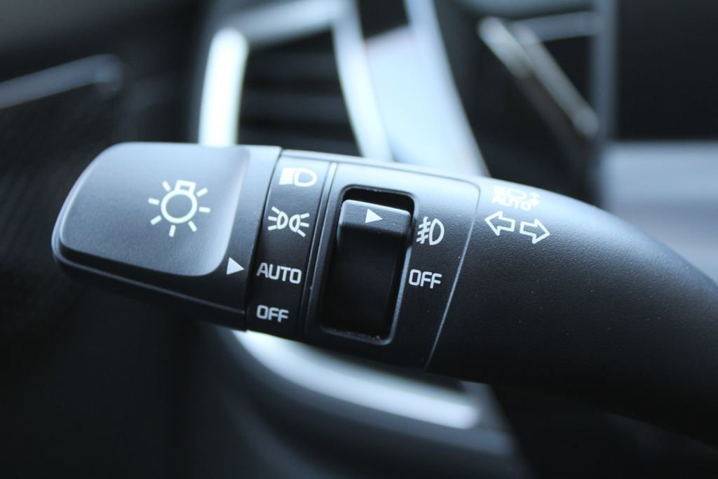 New 2026 Kia Seltos S FWD image 25