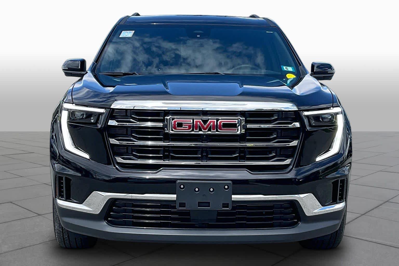 Used 2025 GMC Acadia Elevation AWD/4WD image 3