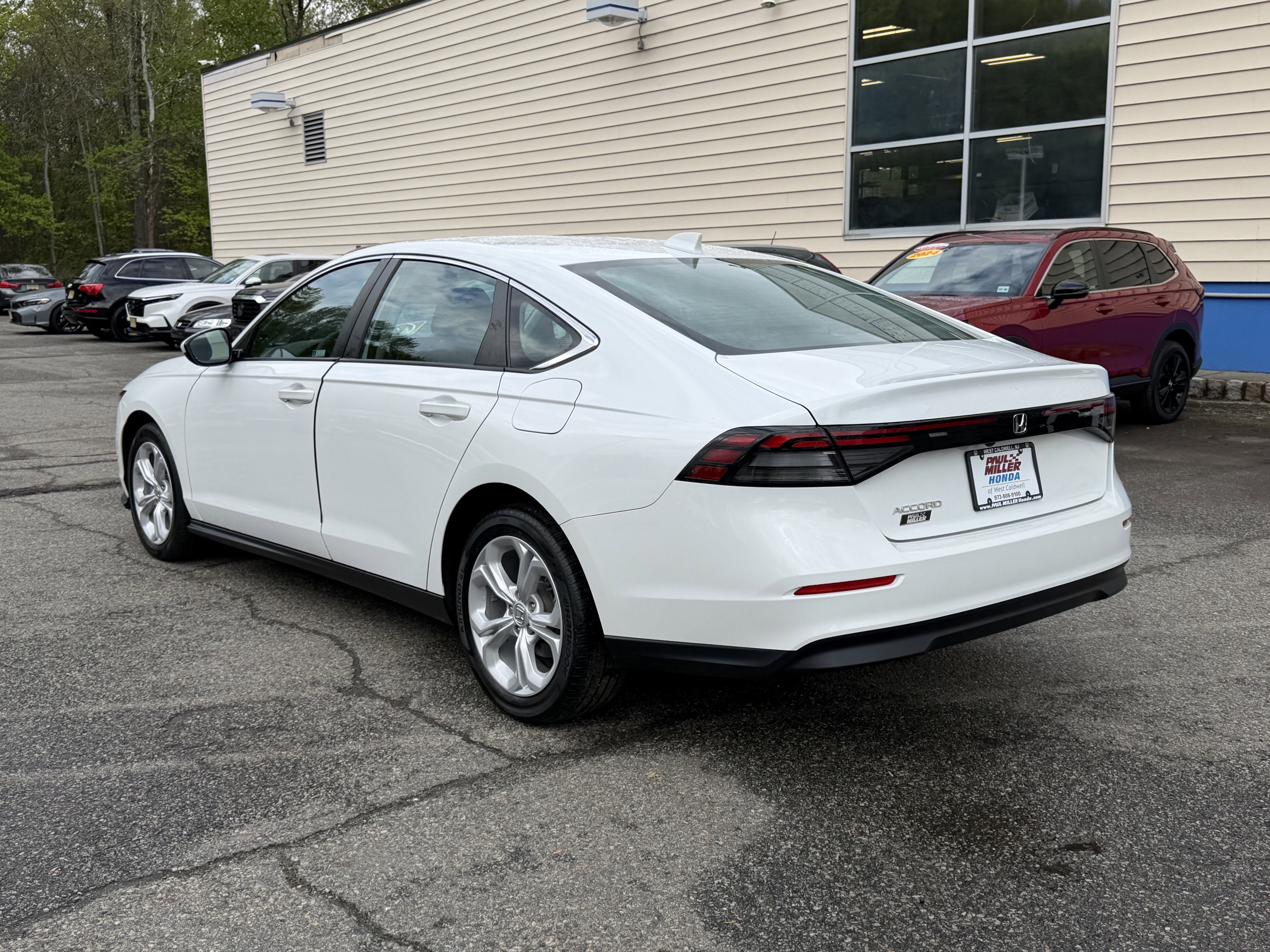 Used 2023 Honda Accord LX image 4
