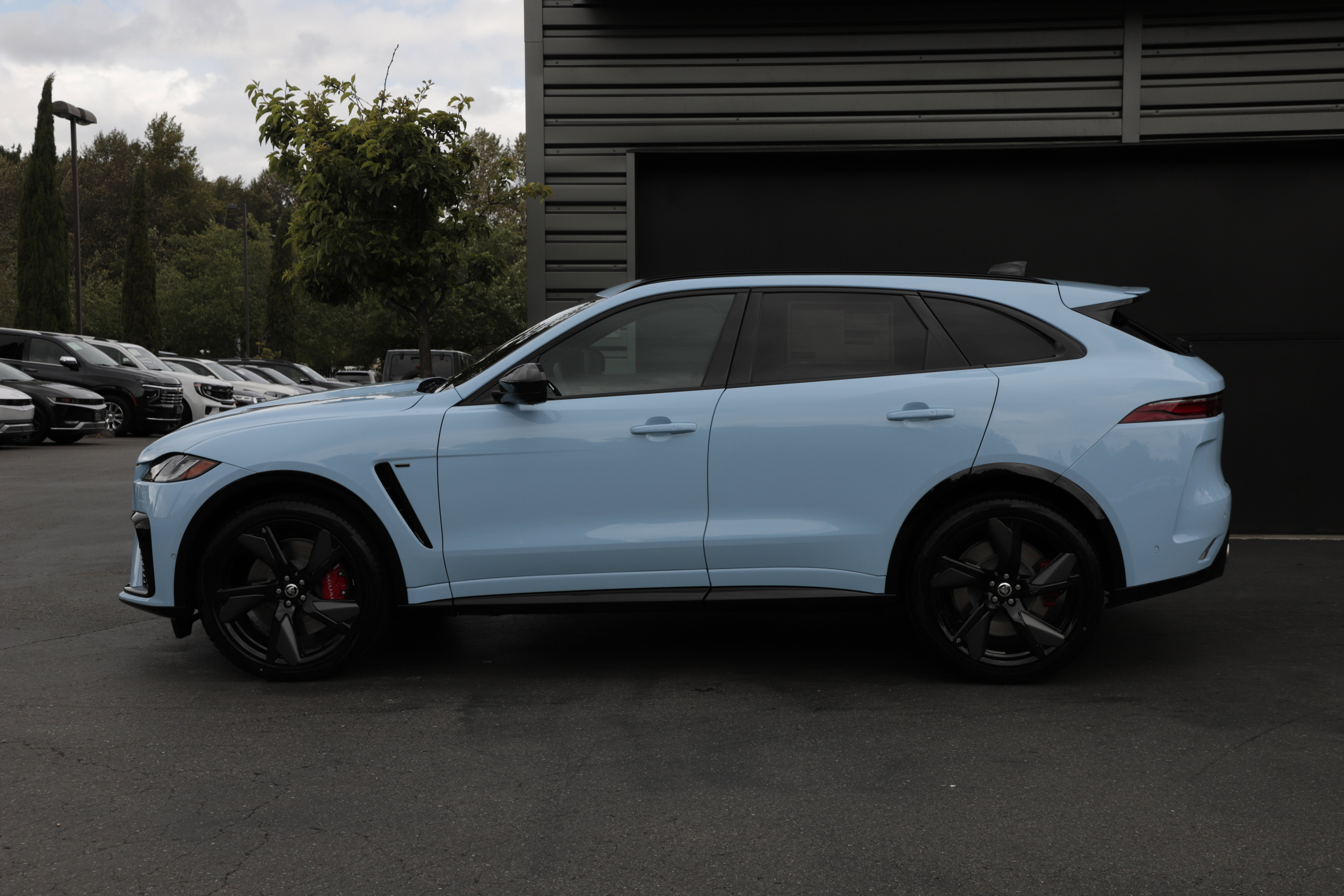 New 2026 Jaguar F-PACE SVR AWD/4WD image 5