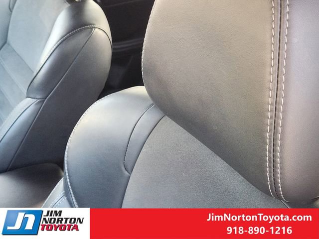 Used 2024 Mitsubishi Outlander SE image 16