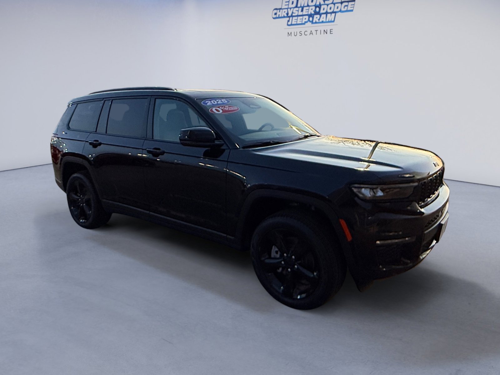 New 2025 Jeep Grand Cherokee L Limited w/ Black Appearance Package image 7