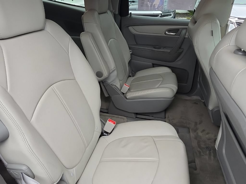 Certified 2016 Chevrolet Traverse LT FWD image 27