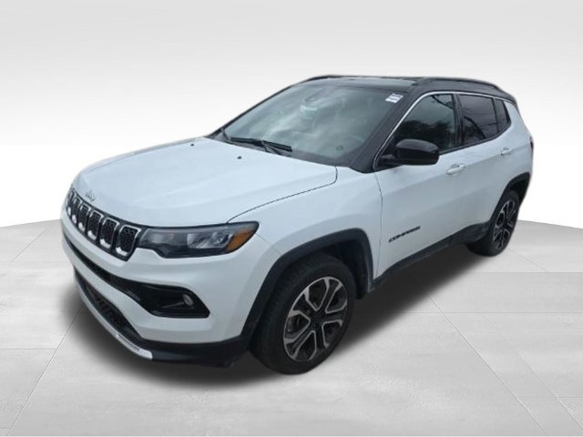 Used 2023 Jeep Compass Limited AWD/4WD image 4