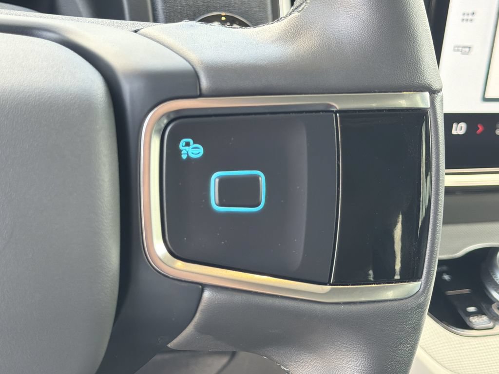 Used 2025 Ford Expedition Max Active AWD/4WD image 27