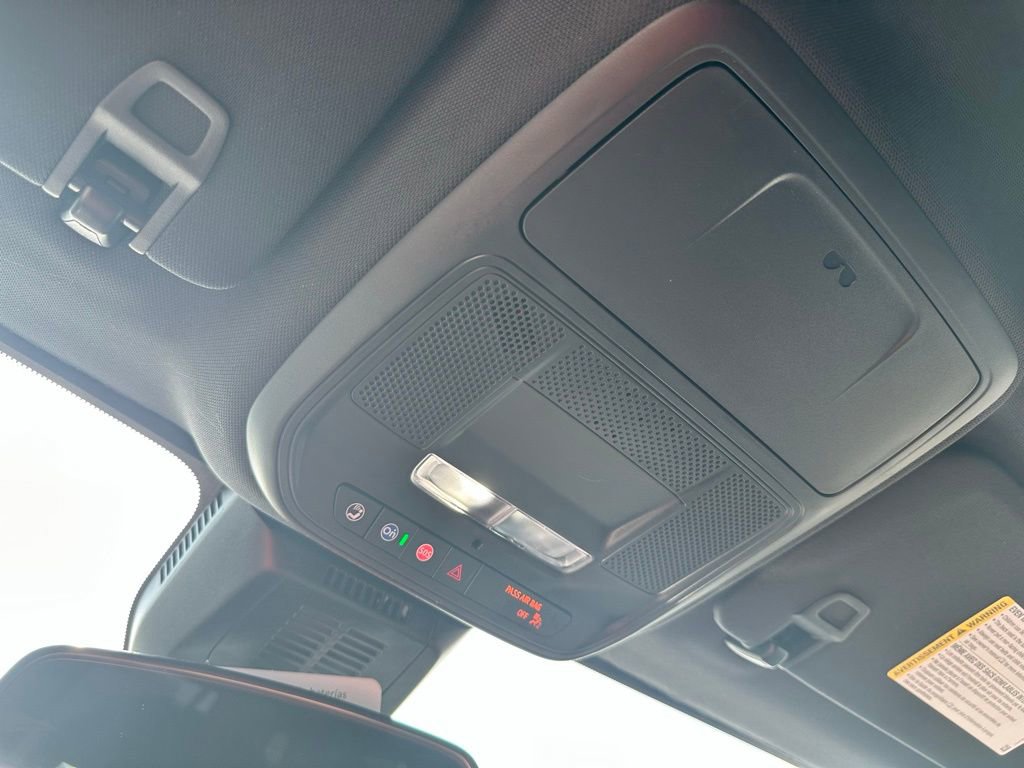 New 2026 Chevrolet Equinox LT w/ Convenience Package II image 25