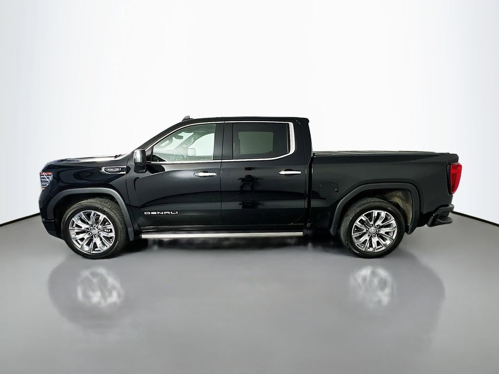 Used 2024 GMC Sierra 1500 Denali w/ Denali Reserve Package AWD/4WD image 4
