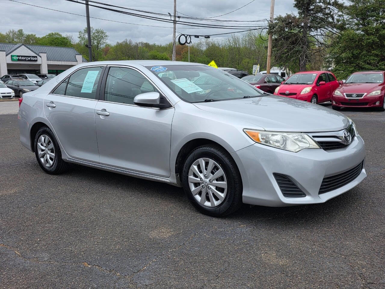 Used 2012 Toyota Camry LE FWD image 3
