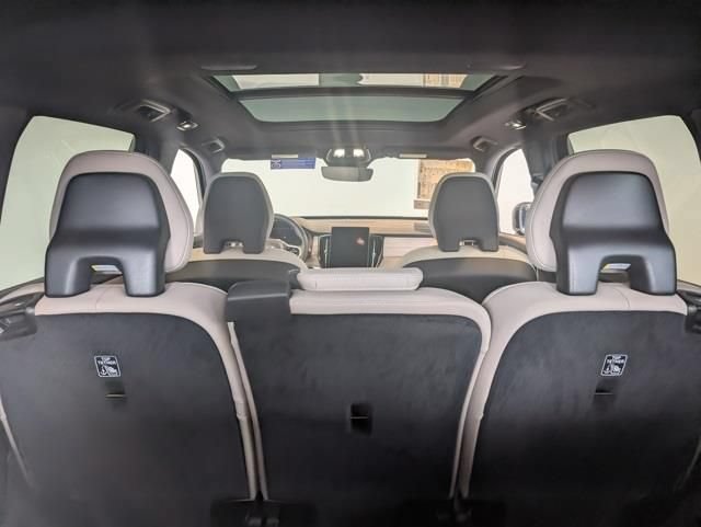 New 2026 Volvo XC90 B5 Core AWD/4WD image 30