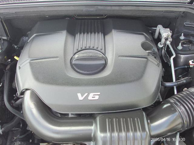 Used 2014 Jeep Grand Cherokee Limited AWD/4WD image 9