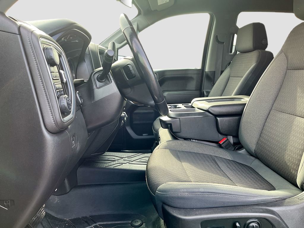 Used 2019 Chevrolet Silverado 1500 RST AWD/4WD image 19