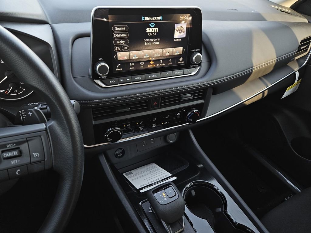 New 2026 Nissan Rogue S image 15