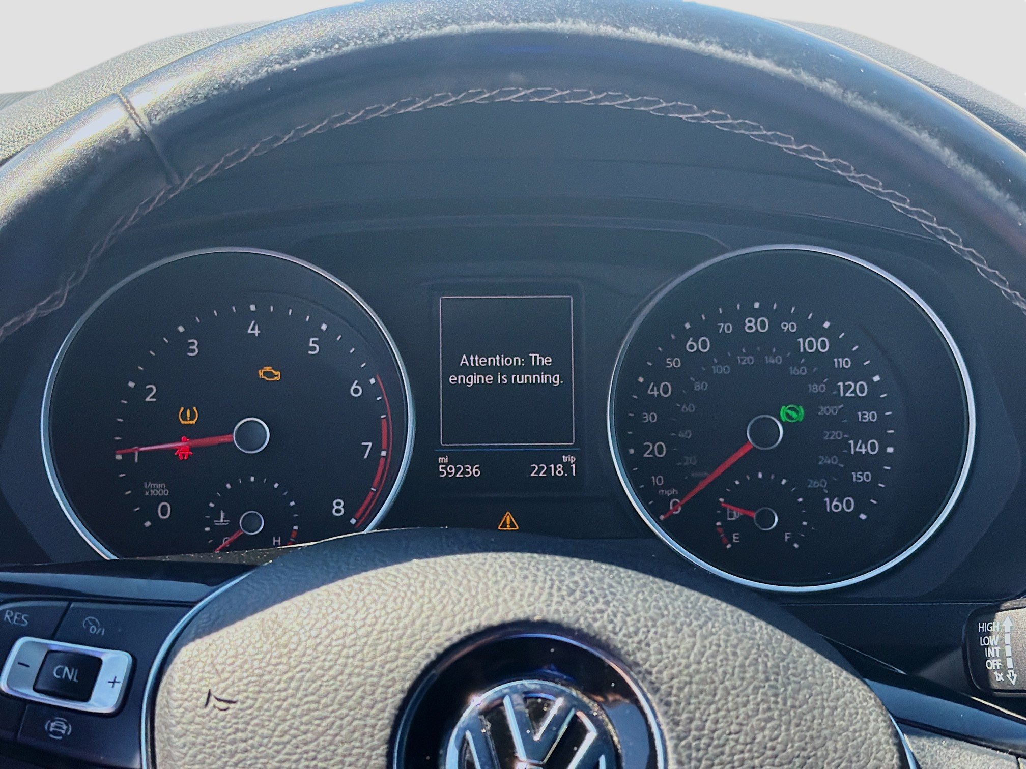 Used 2020 Volkswagen Tiguan SE R-Line image 9