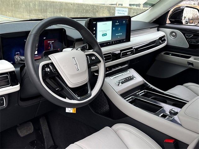 New 2026 Lincoln Aviator Reserve image 16
