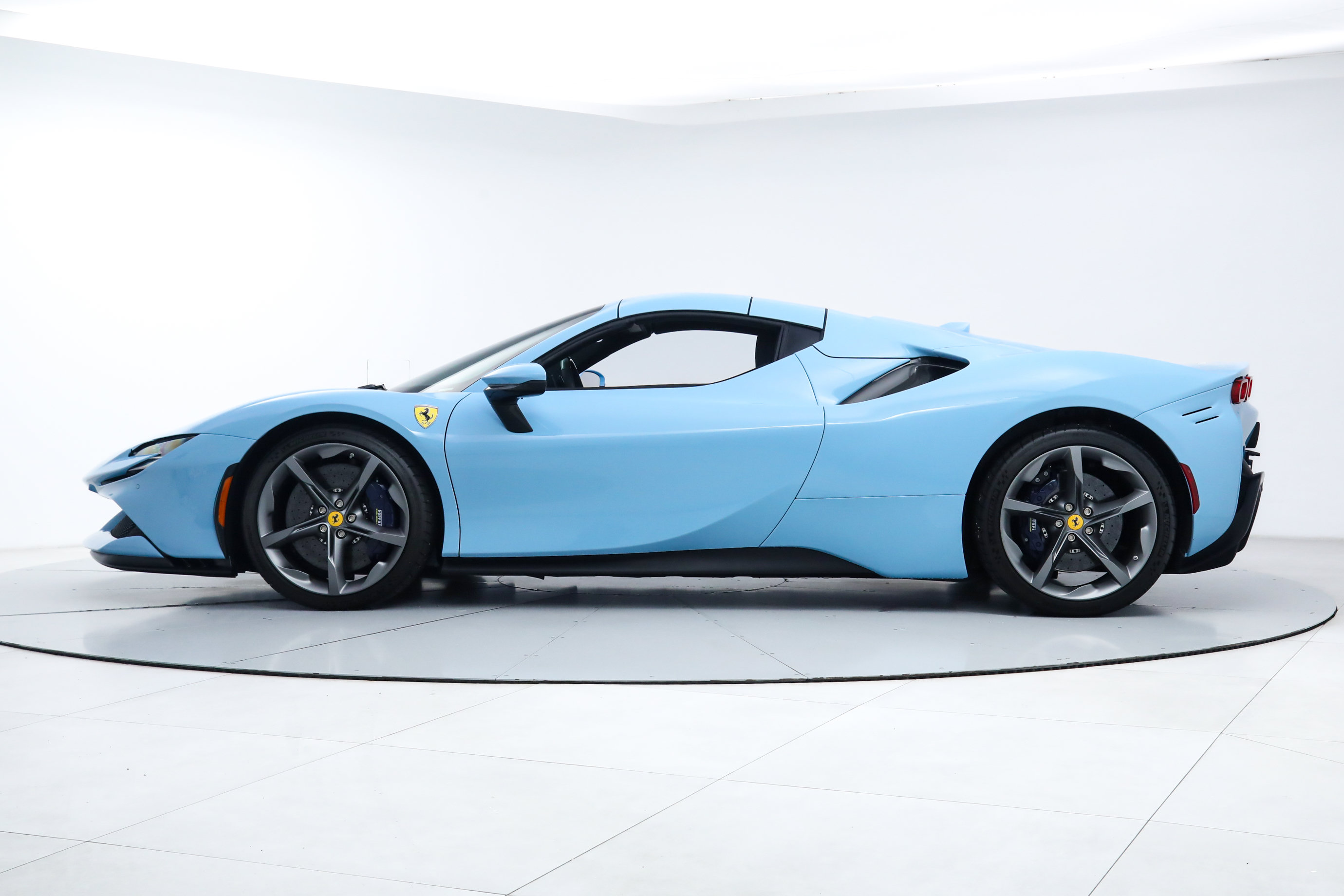 Certified 2023 Ferrari SF90 Spider AWD/4WD image 7
