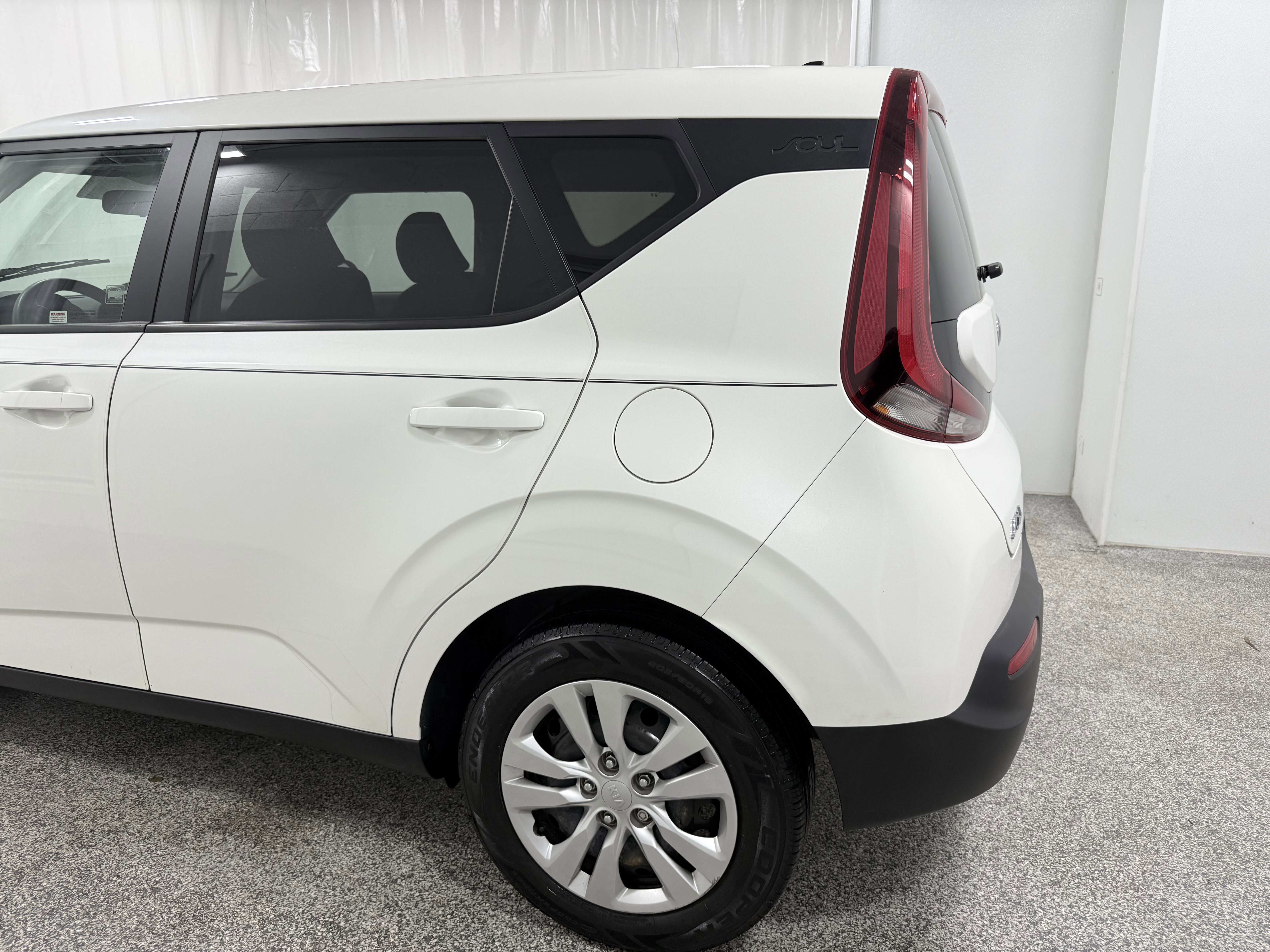 Used 2021 Kia Soul LX image 7