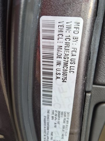 Used 2021 Jeep Grand Cherokee Laredo X RWD image 25