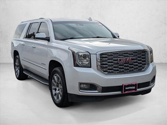 Used 2018 GMC Yukon XL Denali image 3