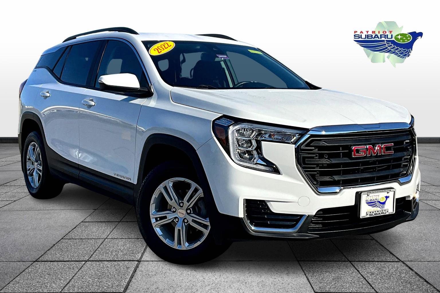 Used 2022 GMC Terrain SLE w/ Driver Convenience Package
