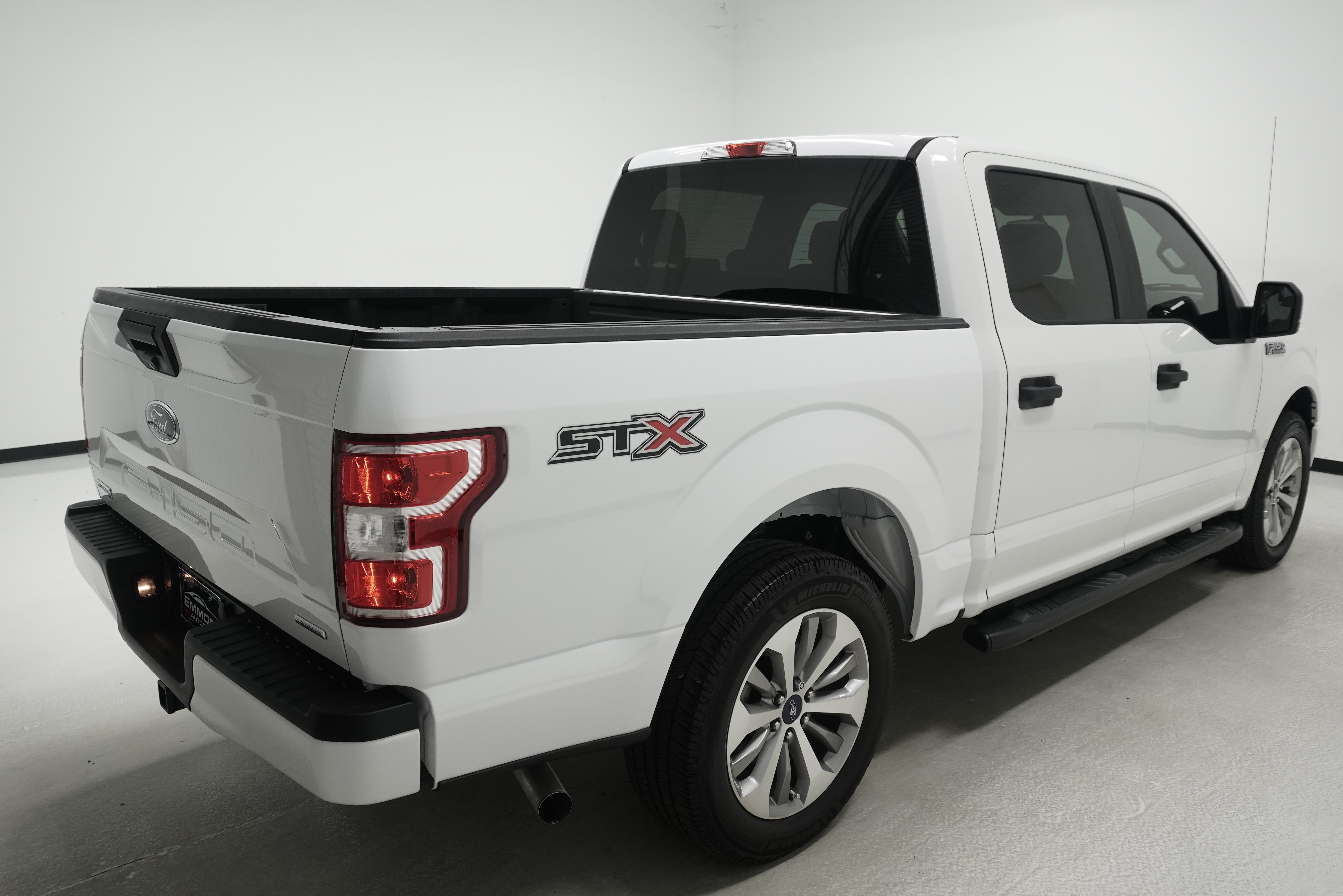 Used 2018 Ford F150 XL w/ Equipment Group 101A Mid RWD image 4