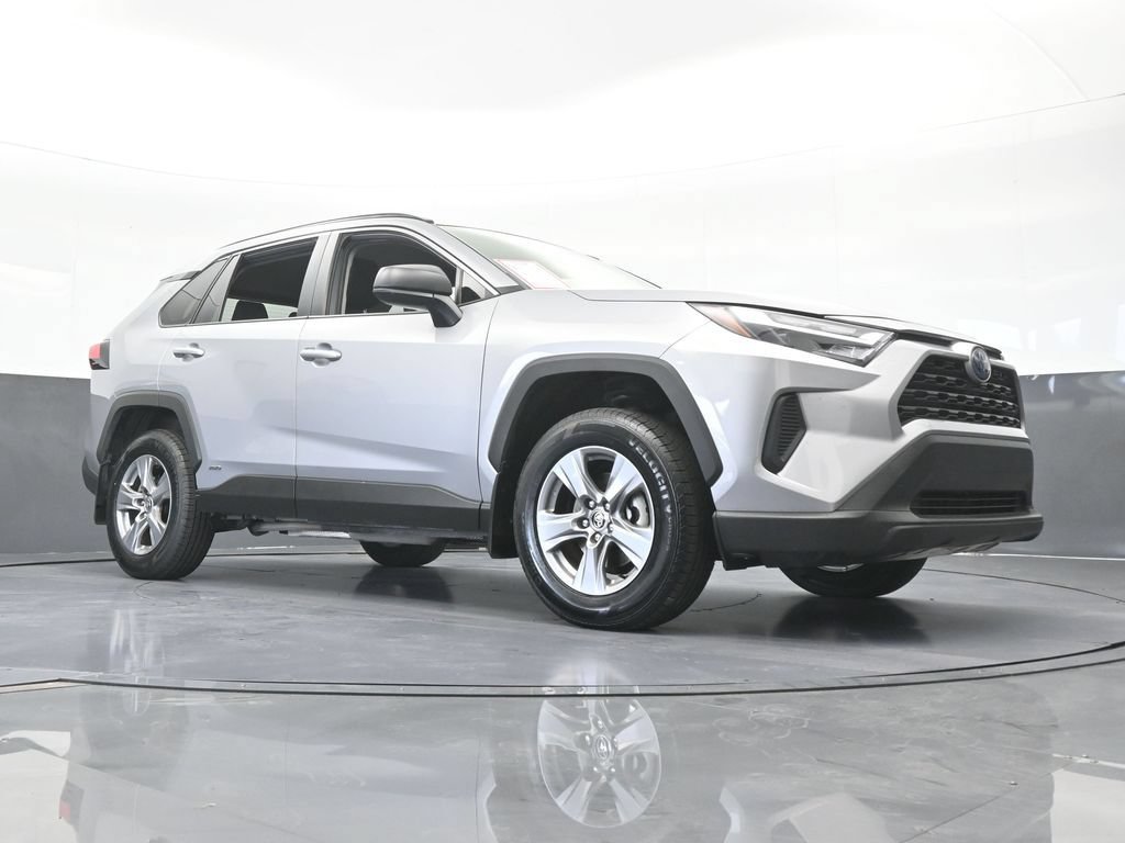 Used 2024 Toyota RAV4 LE AWD/4WD image 51