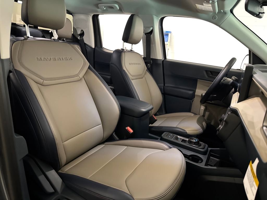 New 2026 Ford Maverick Lariat image 29